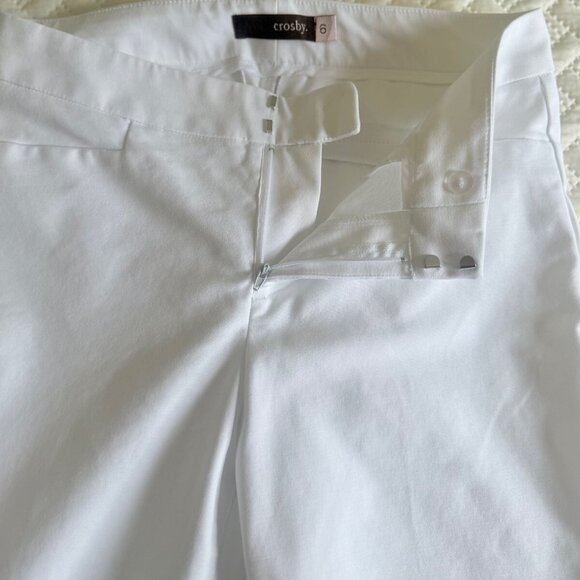 Crosby Women's Size 6 Madison Cropped Ankle White Flat Front Straight Leg Pants - Picture 8 of 15